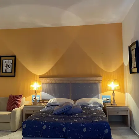 Arginonta Beach Apartments Апарт-отель Kalymnos Town