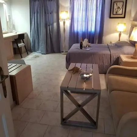 Arginonta Lägenhetshotell 3*